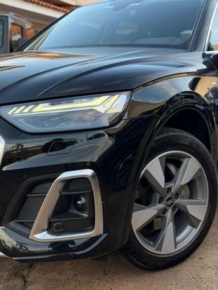 AUDI-Q5-2023