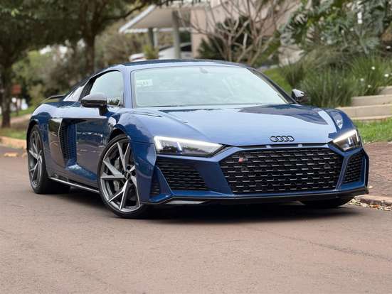 AUDI-R8-2020