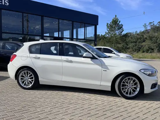 BMW-120i-2.0 16V SPORT ACTIVEFLEX 4P AUTOMÁTICO BMW-120i-2015