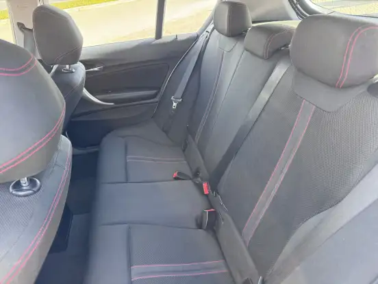 BMW-120i-2.0 16V SPORT ACTIVEFLEX 4P AUTOMÁTICO BMW-120i-2015