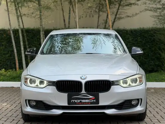 BMW-320i-2014