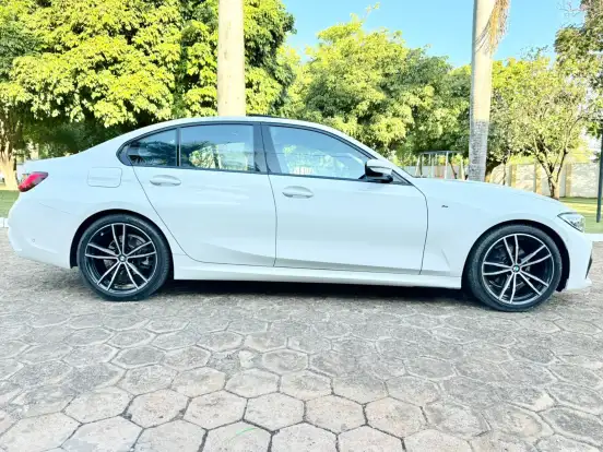 BMW-320i-2.0 16V TURBO FLEX M SPORT AUTOMÁTICO BMW-320i-2021