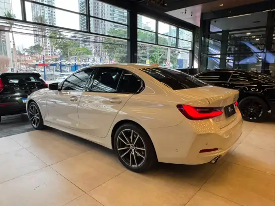 BMW-320i-2.0 16V TURBO FLEX SPORT GP AUTOMÁTICO BMW-320i-2022