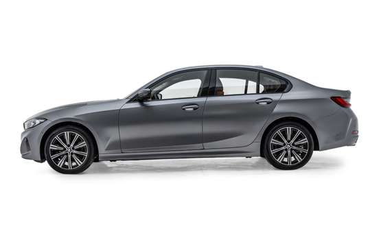 BMW-320i-2024