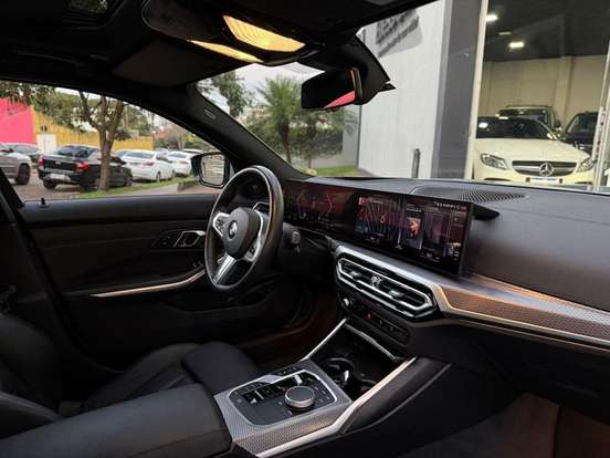 BMW-320i-2.0 16V TURBO FLEX M SPORT AUTOMÁTICO BMW-320i-2024