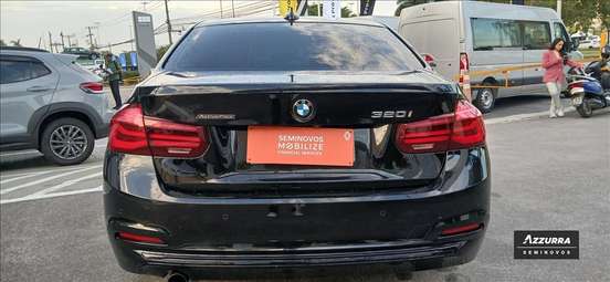 BMW-320i-2018