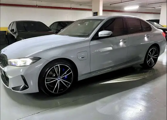 BMW 330e 2.0 16V TURBO HÍBRIDO M SPORT AUTOMÁTICO BMW 330e 2.0 16V TURBO HÍBRIDO M SPORT AUTOMÁTICO