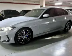 BMW 330e 2.0 16V TURBO HÍBRIDO M SPORT AUTOMÁTICO BMW 330e 2.0 16V TURBO HÍBRIDO M SPORT AUTOMÁTICO