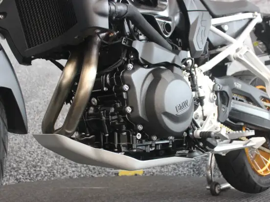 BMW-F 900 GS TROPHY BMW-F 900 GS TROPHY-2024