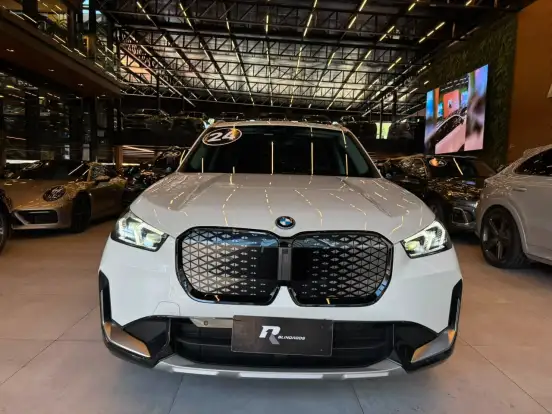 BMW-iX1-ELÉTRICO eDRIVE20 X LINE BMW-iX1-2023