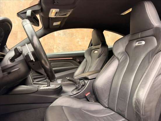 BMW-M4-2015