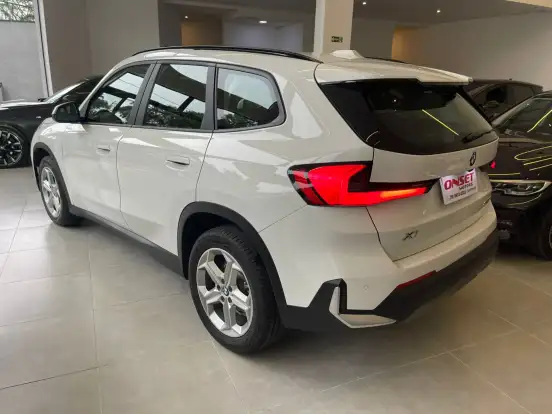 BMW-X1-1.5 12V TURBO GASOLINA SDRIVE18I GP STEPTRONIC BMW-X1-2023