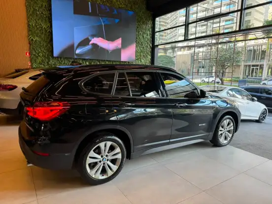 BMW-X1-2.0 16V TURBO ACTIVEFLEX SDRIVE20I 4P AUTOMÁTICO BMW-X1-2017