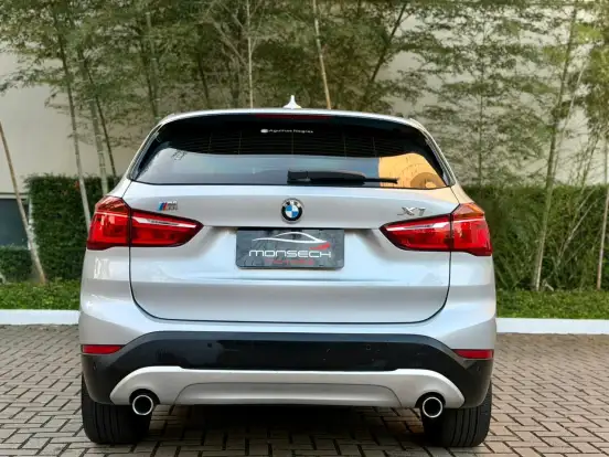 BMW-X1-2.0 16V TURBO ACTIVEFLEX SDRIVE20I 4P AUTOMÁTICO BMW-X1-2016