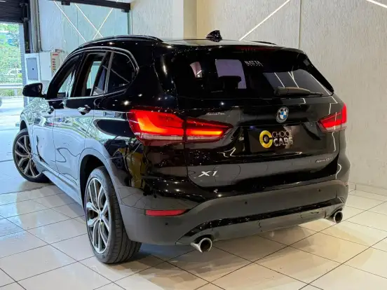 BMW-X1-2022