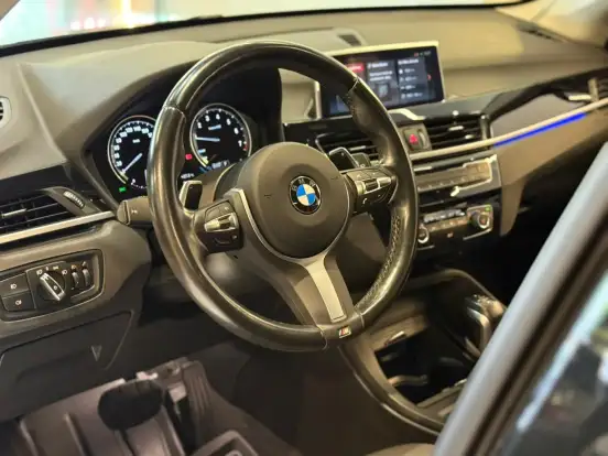 BMW-X1-2022
