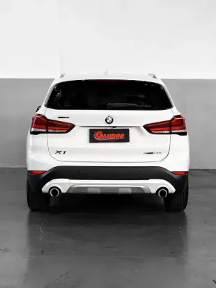 BMW-X1-2022