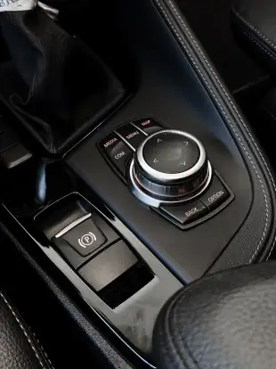 BMW-X1-2022