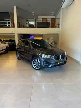 BMW X1 2.0 16V TURBO ACTIVEFLEX XDRIVE25I SPORT 4P AUTOMÁTICO