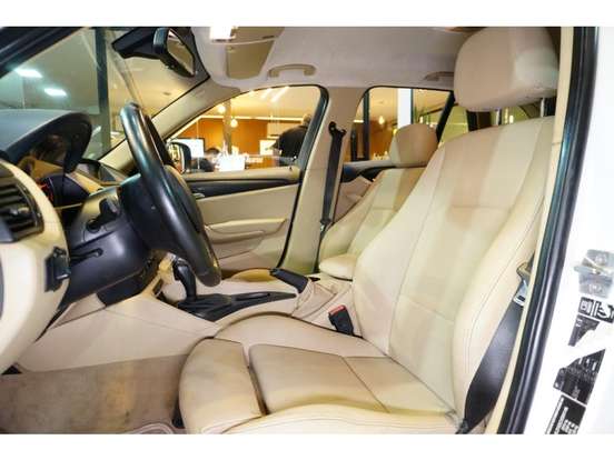 BMW-X1-2.0 16V GASOLINA SDRIVE18I 4P AUTOMÁTICO BMW-X1-2011