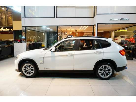 BMW-X1-2.0 16V GASOLINA SDRIVE18I 4P AUTOMÁTICO BMW-X1-2011