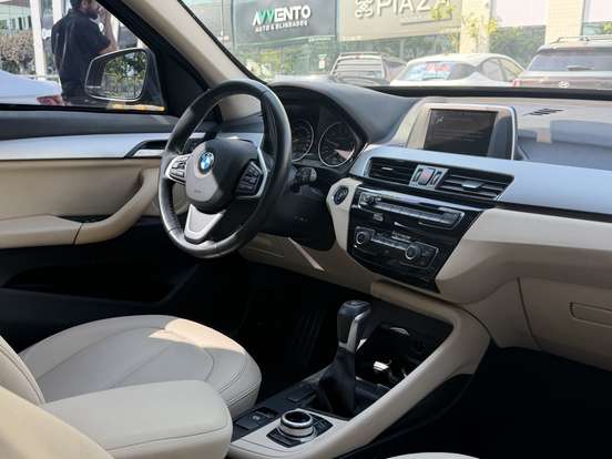 BMW-X1-2016