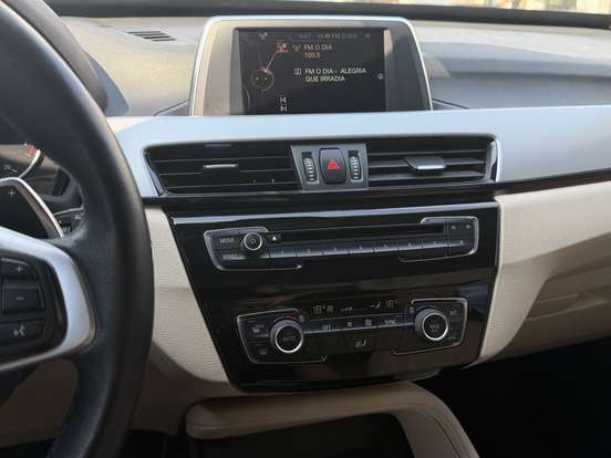 BMW-X1-2.0 16V TURBO ACTIVEFLEX SDRIVE20I 4P AUTOMÁTICO BMW-X1-2016