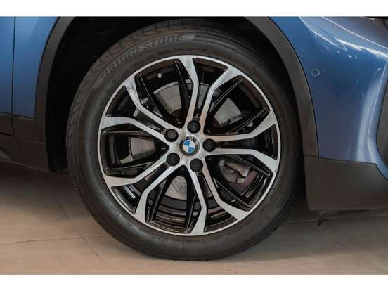 BMW-X1-2021