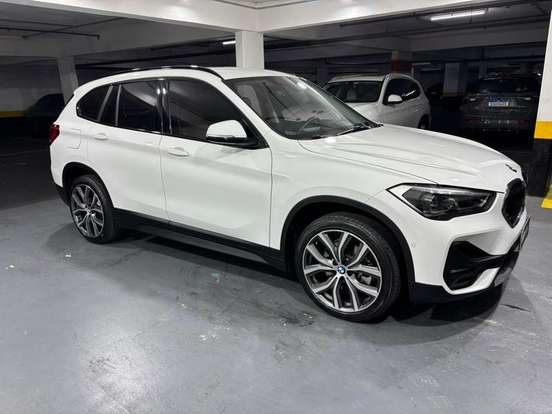 BMW-X1-2.0 16V TURBO ACTIVEFLEX SDRIVE20I X-LINE 4P AUTOMÁTICO BMW-X1-2022