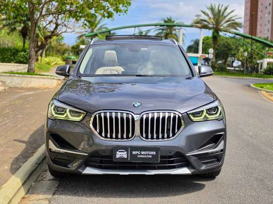 BMW-X1-2.0 16V TURBO ACTIVEFLEX SDRIVE20I X-LINE 4P AUTOMÁTICO BMW-X1-2021