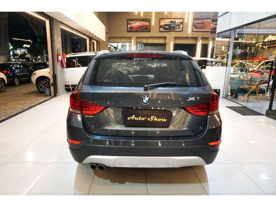BMW-X1-2013