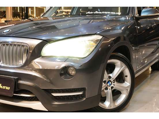 BMW-X1-2.0 16V TURBO GASOLINA SDRIVE20I 4P AUTOMÁTICO BMW-X1-2013