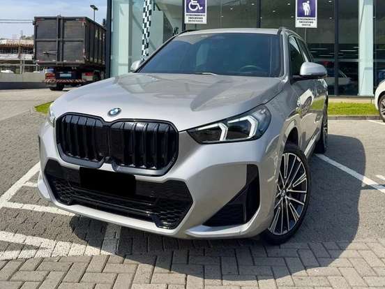 BMW-X1-2025