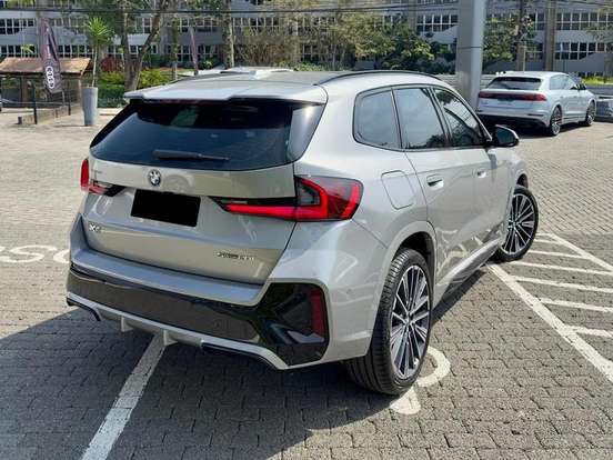 BMW-X1-2025