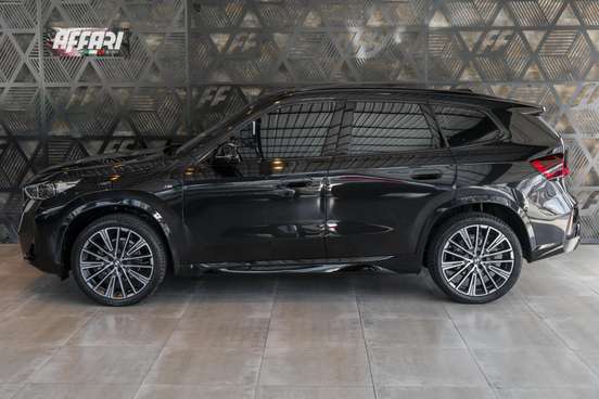 BMW-X1-2025