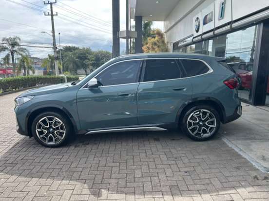 BMW-X1-2.0 16V TURBO GASOLINA SDRIVE20I X-LINE STEPTRONIC BMW-X1-2022