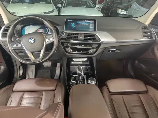 BMW-X3-2021