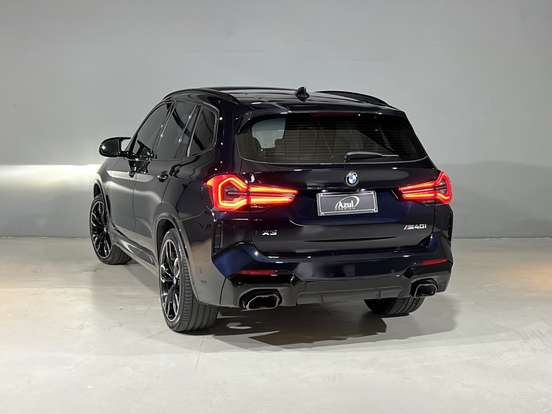 BMW-X3-2022