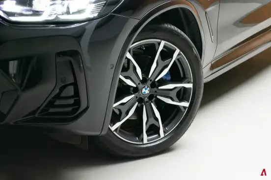 BMW-X4-2022