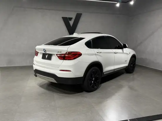BMW-X4-2.0 28I X LINE 4X4 16V TURBO GASOLINA 4P AUTOMÁTICO BMW-X4-2015