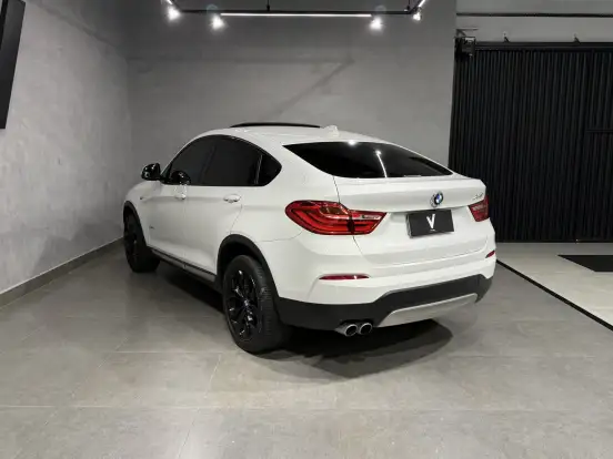 BMW-X4-2015