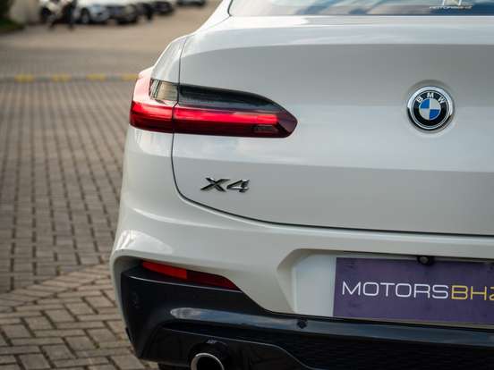 BMW-X4-2019