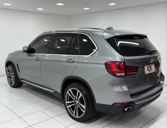 BMW-X5-3.0 FULL 4X4 35I 6 CILINDROS 24V GASOLINA 4P AUTOMÁTICO BMW-X5-2014