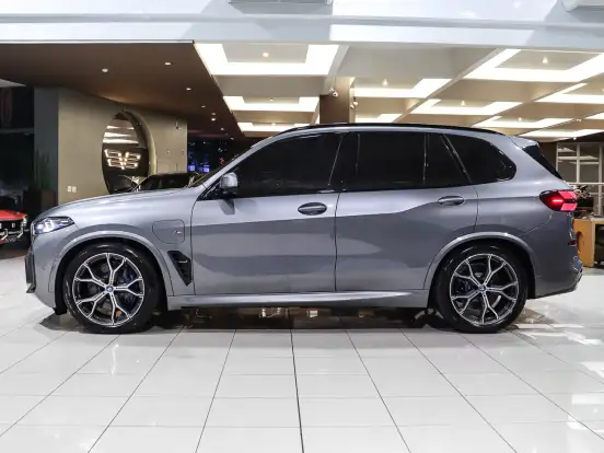 BMW-X5-2023