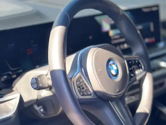 BMW-X5-3.0 I6 TURBO HÍBRIDO XDRIVE50E M SPORT AUTOMÁTICO BMW-X5-2025