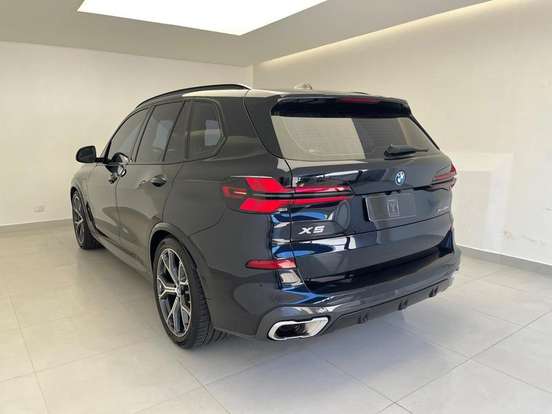 BMW-X5-3.0 I6 TURBO HÍBRIDO XDRIVE50E M SPORT AUTOMÁTICO BMW-X5-2023