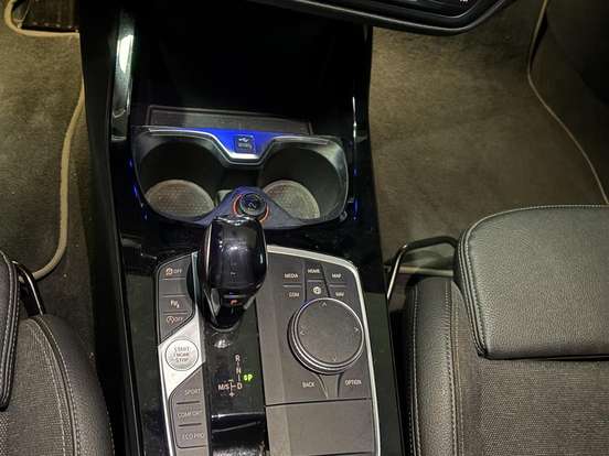 BMW-118i-1.5 12V GASOLINA SPORT GP STEPTRONIC BMW-118i-2019