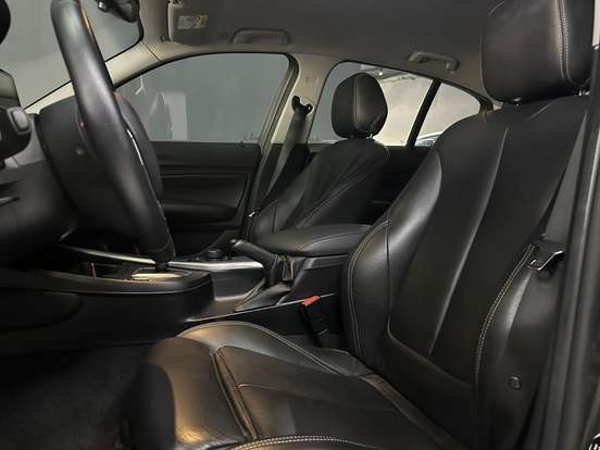 BMW-120i-2015