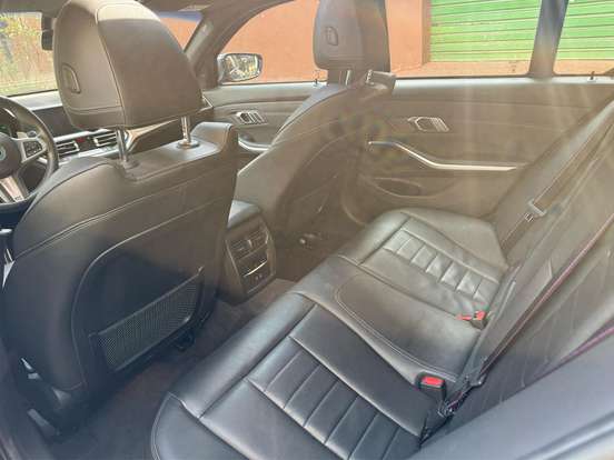 BMW-330e-2.0 16V TURBO HÍBRIDO M SPORT AUTOMÁTICO BMW-330e-2022