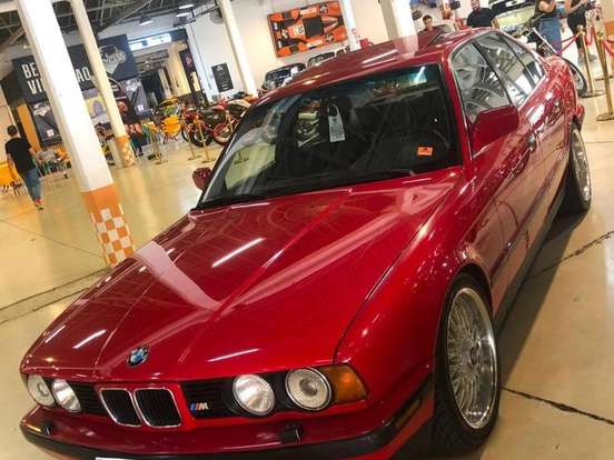 BMW-535i-3.5 SEDAN 24V GASOLINA 4P AUTOMÁTICO BMW-535i-1988
